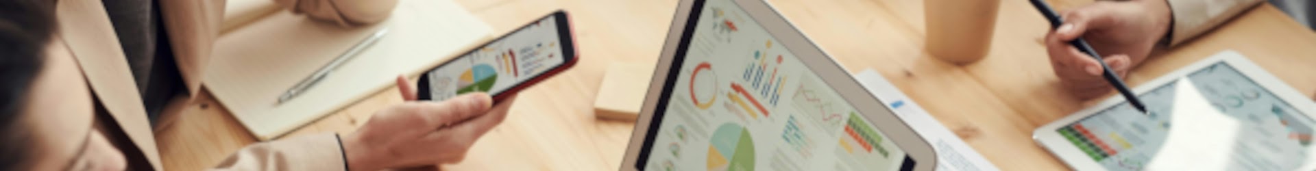 financial services analytics cloud risk compliance banking