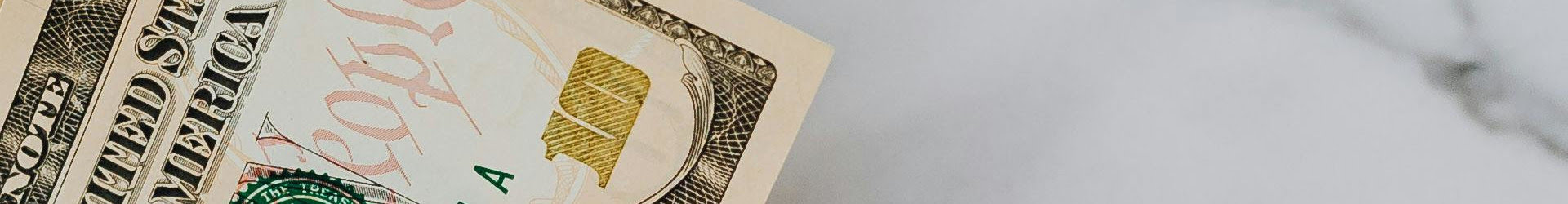 Financial services data and cloud modernization with market analytics, secure infrastructure, and operational resilience for banking and investing